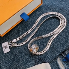 Louis Vuitton Necklaces